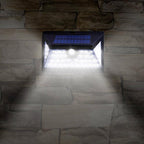 Luz com Sensor de Movimento à Energia Solar com Ângulo Amplo SUPER Brilhante